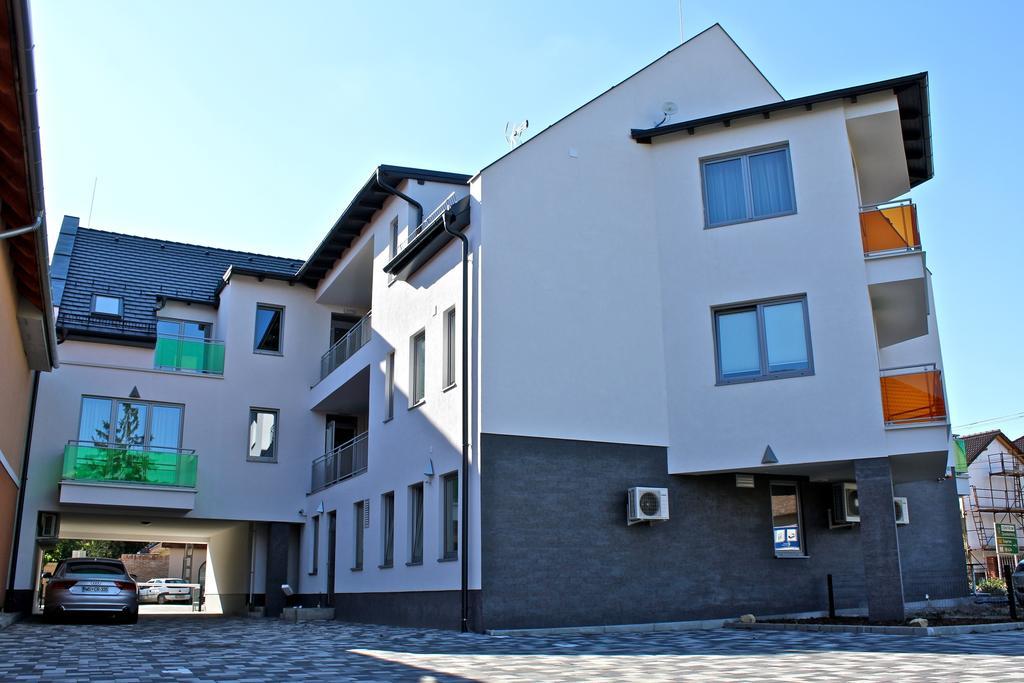 Olive Apartman Sárvár Eksteriør bilde