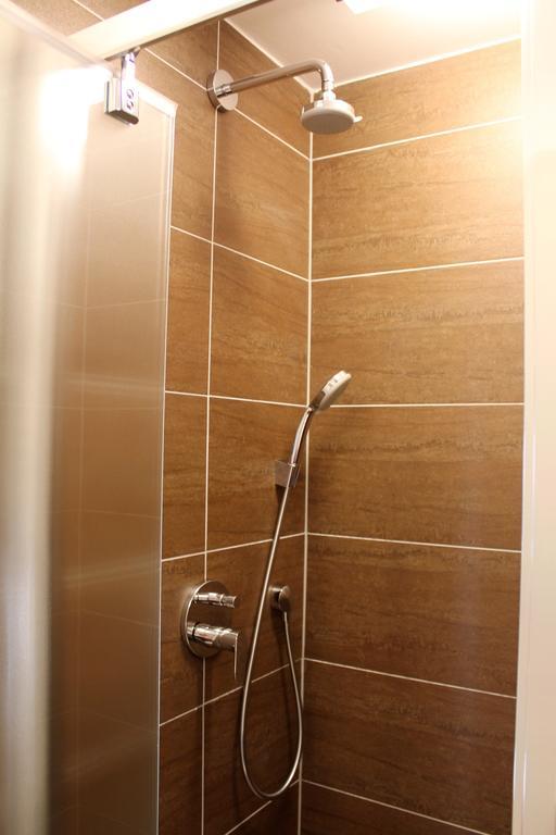 Olive Apartman Sárvár Rom bilde